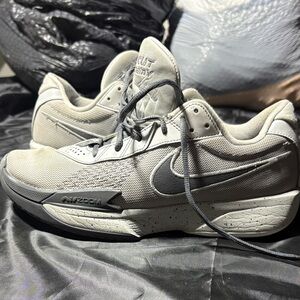 Nike Zoom Men's Athletic Shoes in Gray